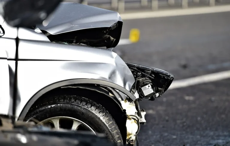 Is There Anything I Should Avoid at the Accident Site?