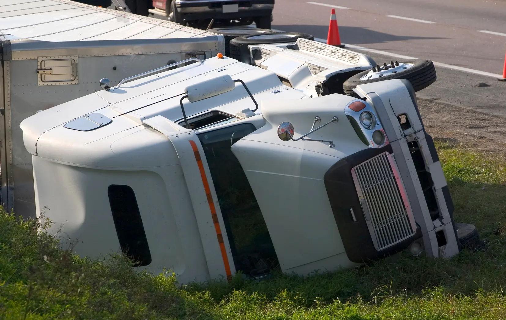 Truck Accident Attorneys in Colorado Springs | Call 719-520-9909