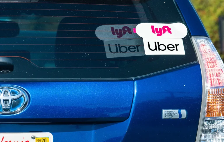 Why is it Important to Hire a Lawyer After an Uber or Lyft Accident?